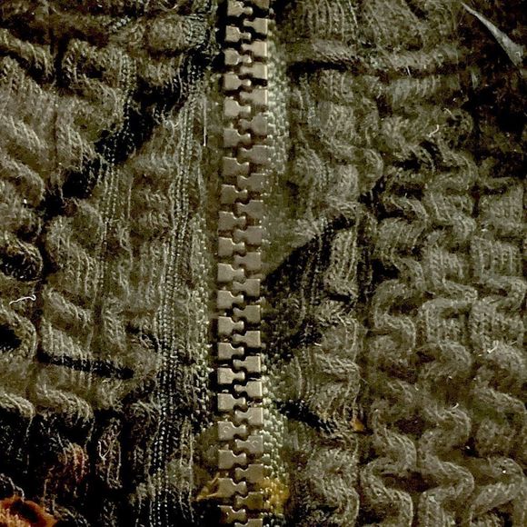 NEW New Balance Transform Jacket Size M - Picture 4 of 6